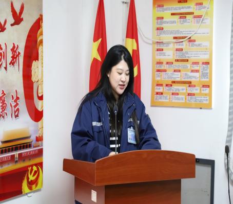 d4cfad36f66a4c7989163e43f525ab15